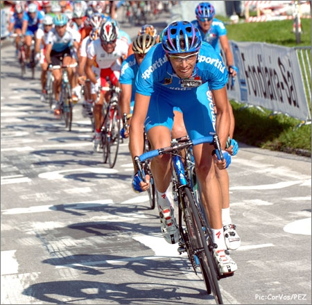 Il ciclismo - Il Ciclismo: uno sport per tutti, Storia del ciclismo, Un grande del ciclismo: Gino Bartali, L'alimentazione, Le gare ciclistiche pi&ugr