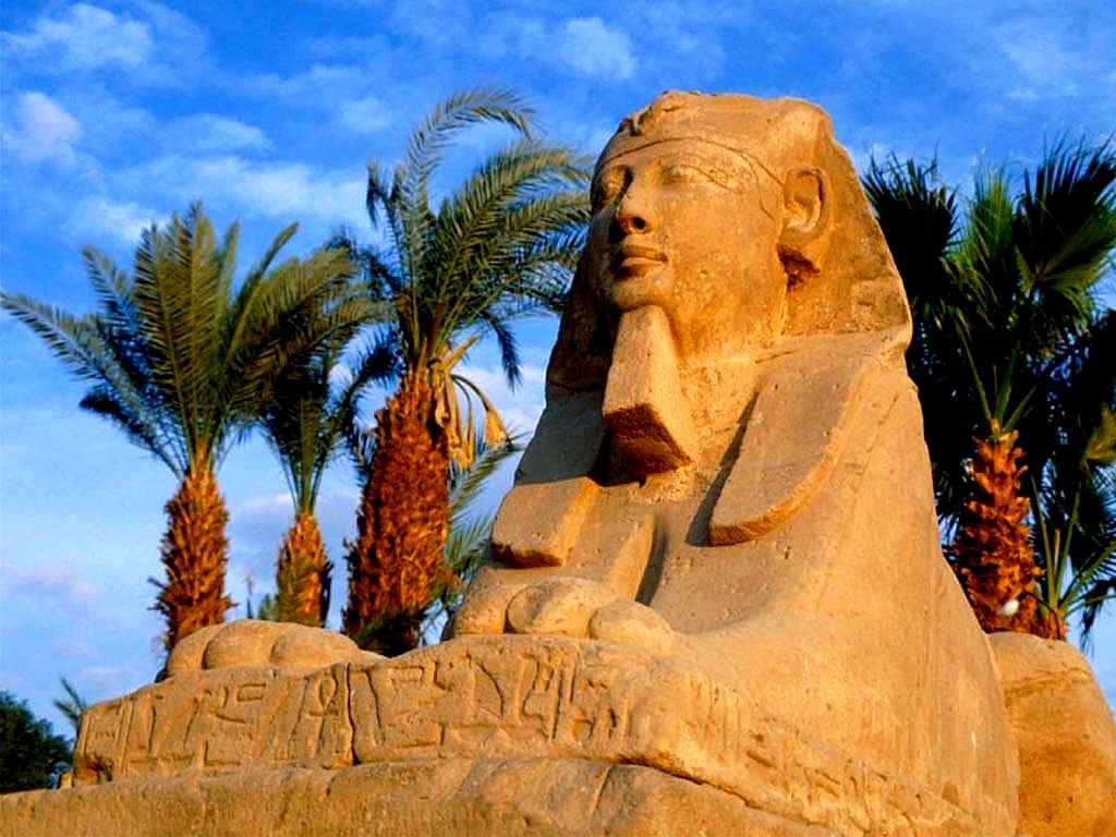 Egitto - Un paese sulle rive del Nilo, Origini dello stato Egiziano, La società egiziana, La religione, La cultura, L'economia